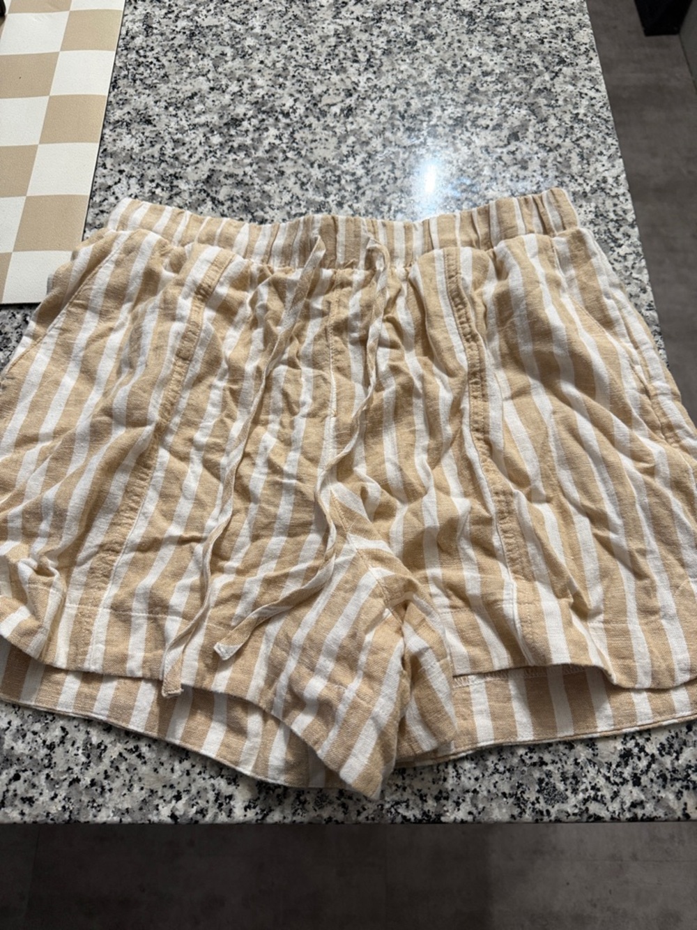Universal Thread Tan and White Striped Women’s Drawstring Shorts